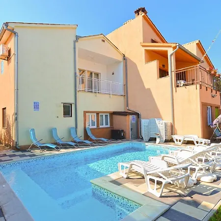 Apartment Fuer 8 Personen Ca 109 Qm In Fazana, Istrien Istrische Riviera