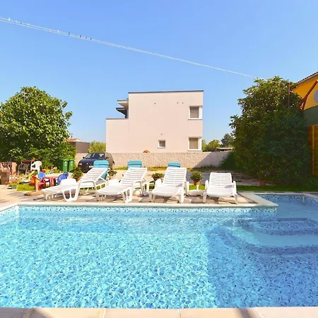 Fuer 8 Personen Ca 109 Qm In Fazana, Istrien Istrische Riviera * Fazana