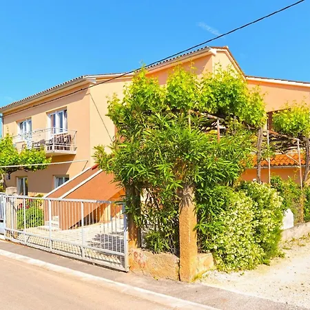 Apartment Fuer 8 Personen Ca 109 Qm In Fazana, Istrien Istrische Riviera Fazana