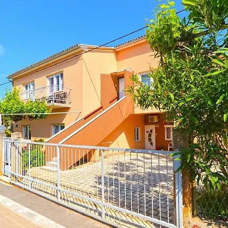 Apartment Fuer 8 Personen Ca 109 Qm In Fazana, Istrien Istrische Riviera *